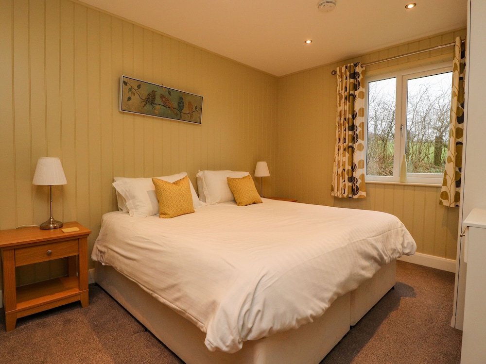 Oak Lodge
