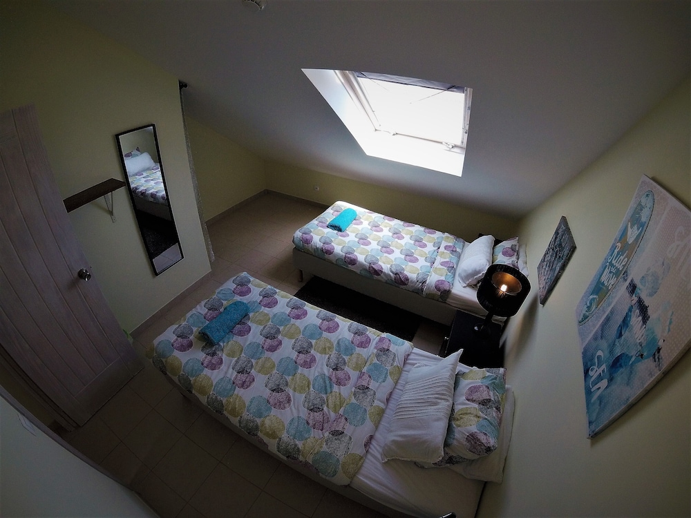 Peniche Surf Lodge - Hostel