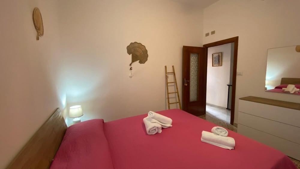 Elegant Three Room Apartment in Porto Torres