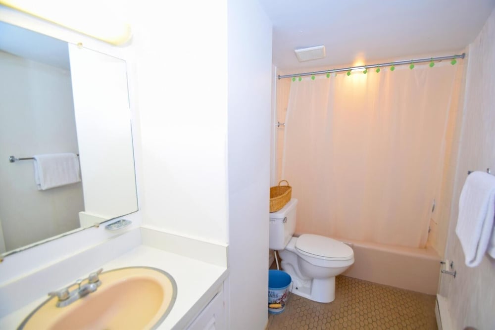 High Point South 1G - 1 Br Condo