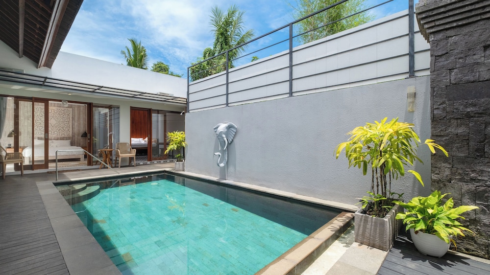 Elephant Villas Estate