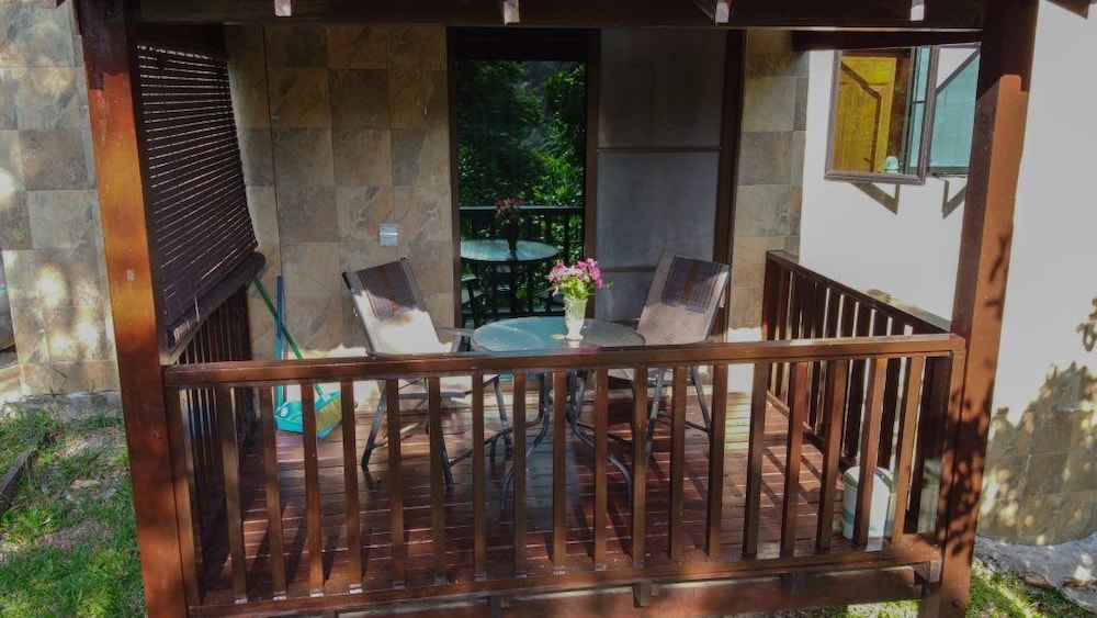 De Serenity - Exclusive Jungle Retreat