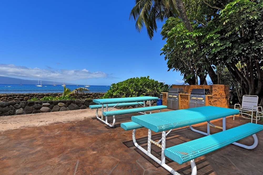 Lahaina Roads #205 1 Bedroom Condo by Redawning - Image 3