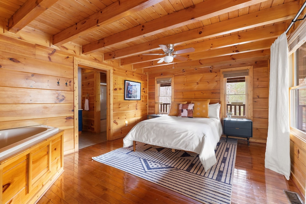 Yesteryear Hot Tub 360 Deck and Game Room Redesigned Cabin Easy Access