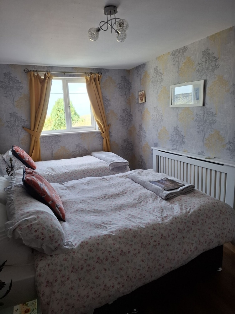 The Sportsmans Lodge