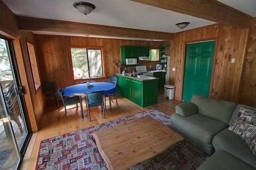 Desolation Resort