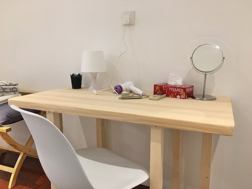 iBook8 Superior 1 Bedroom Gurney Suites by iBook Homestay