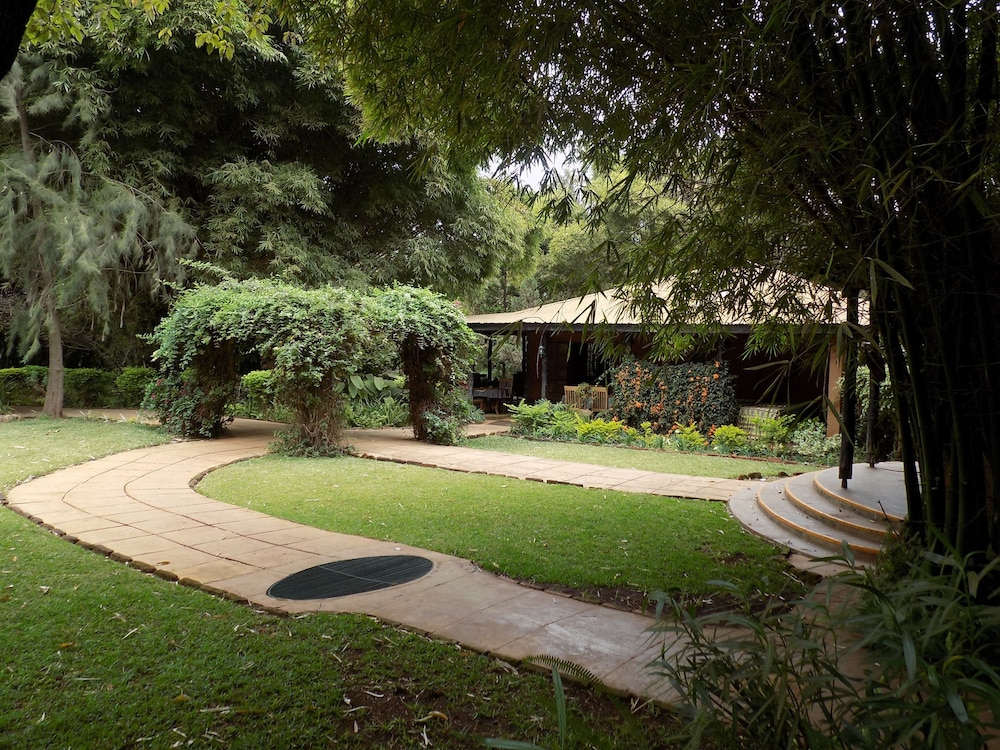 Octagon Lodge