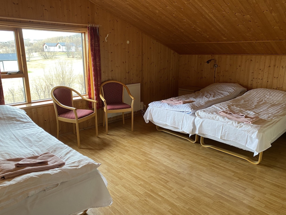 Bakkaflöt Guesthouse