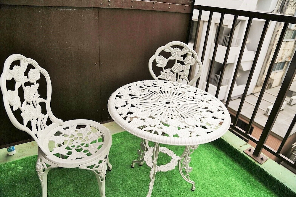 Otsuka Station Apartment Hotel