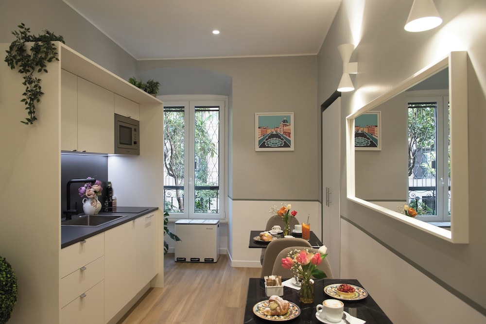 Colosseum suites by Glen
