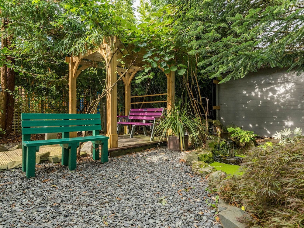 Eden Lodge