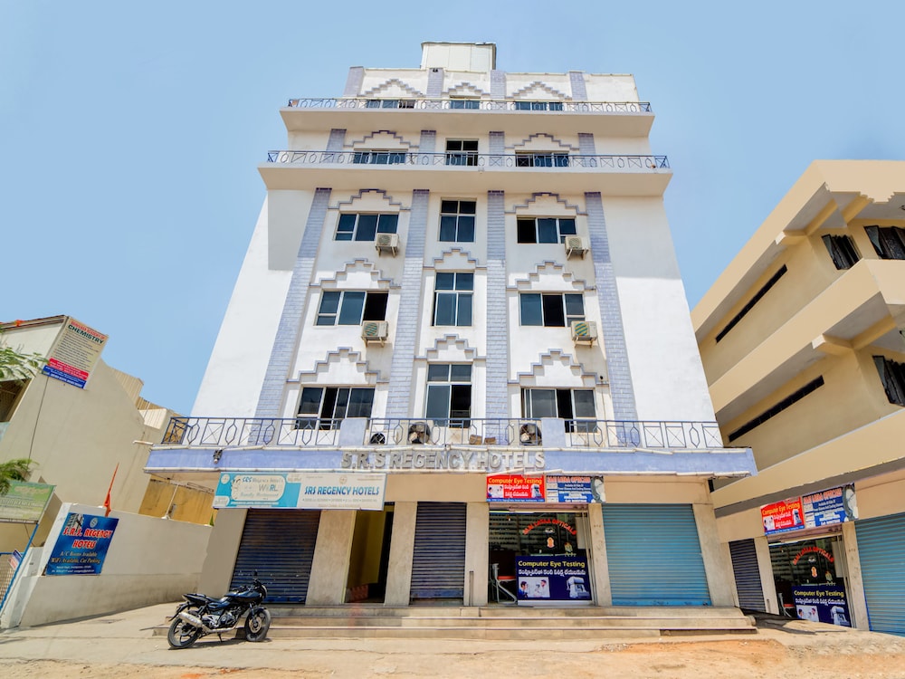 OYO 40720 Hotel Srs Regency view 3