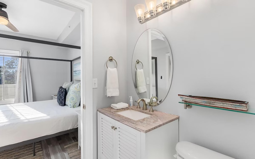 Cassine Way 303 - Seagrove + Sunsets