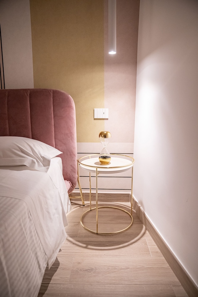 LA BANCHINA   LUXURY  SUITES view 3