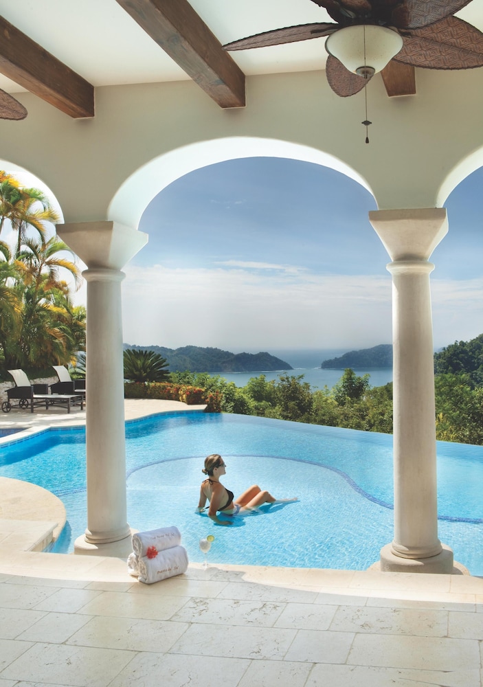 Casa Puesta del Sol in Herradura view 2