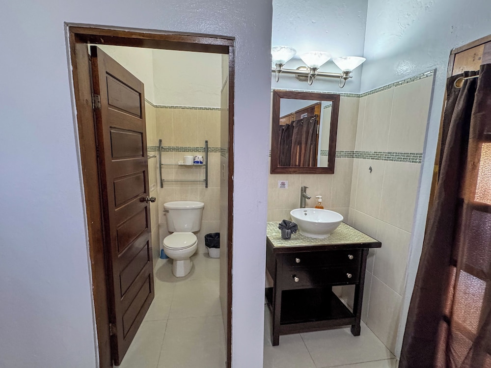 Caribbean Shores Bed & Breakfast