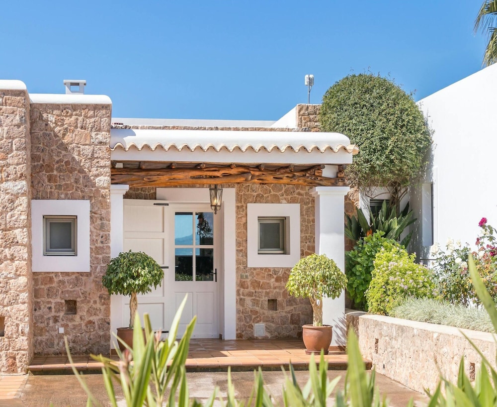 Holiday Home in Stunning Ibizan Landscape