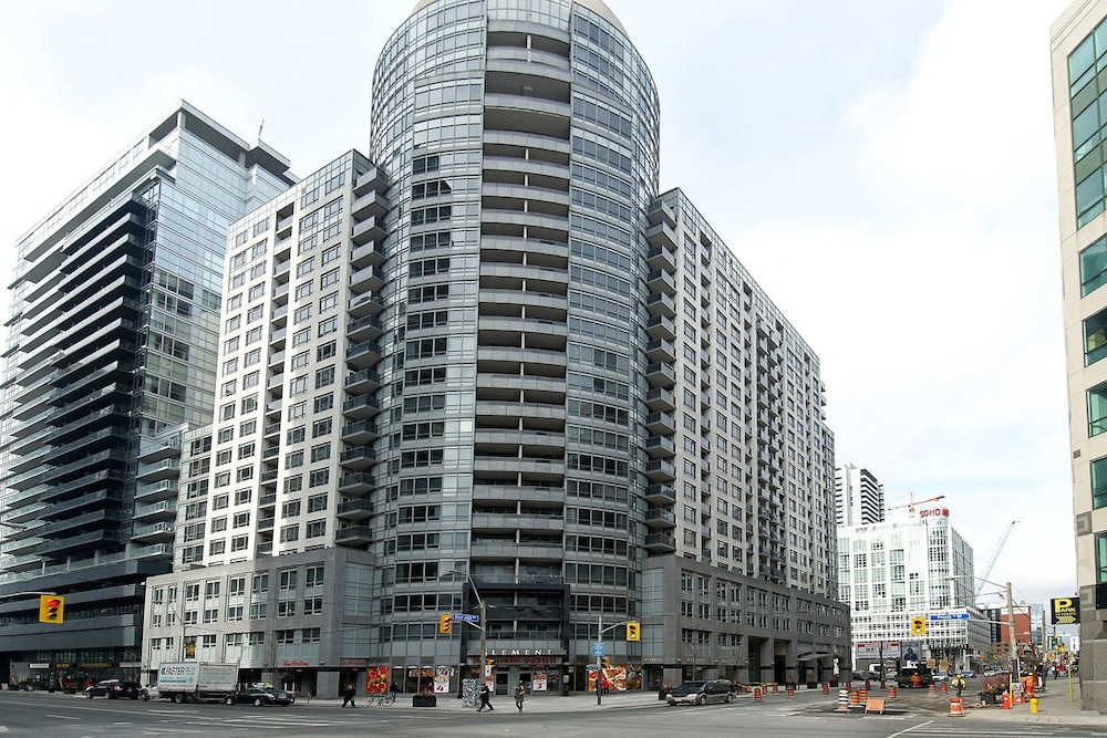 WhiteHall Suites- Yorkville - Image 1