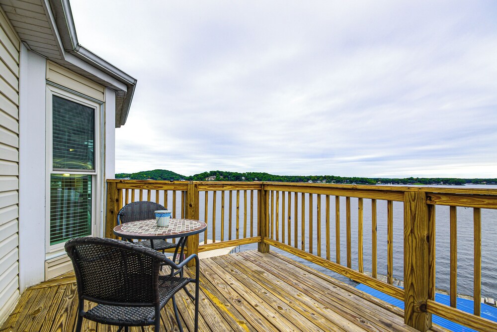Private Dock, Pool Table: Lake of the Ozarks Haven view 4