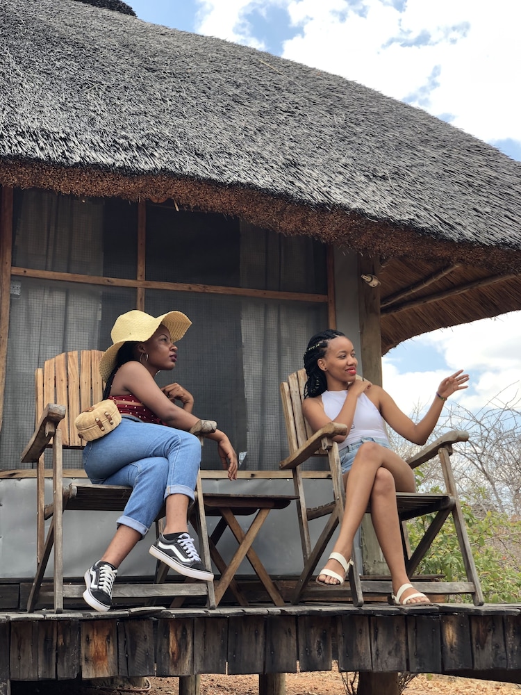 Mabata Makali Lodge & Campsite