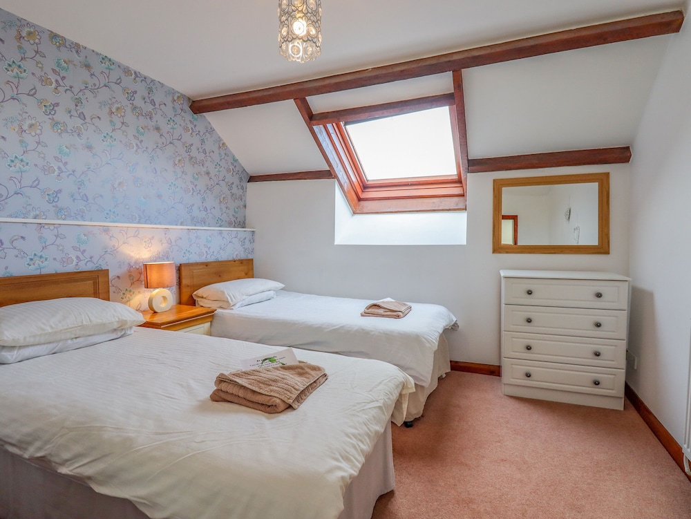 Acorn Cottage