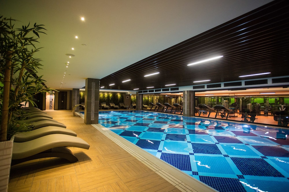 Grand Harilton Hotel - Image 21