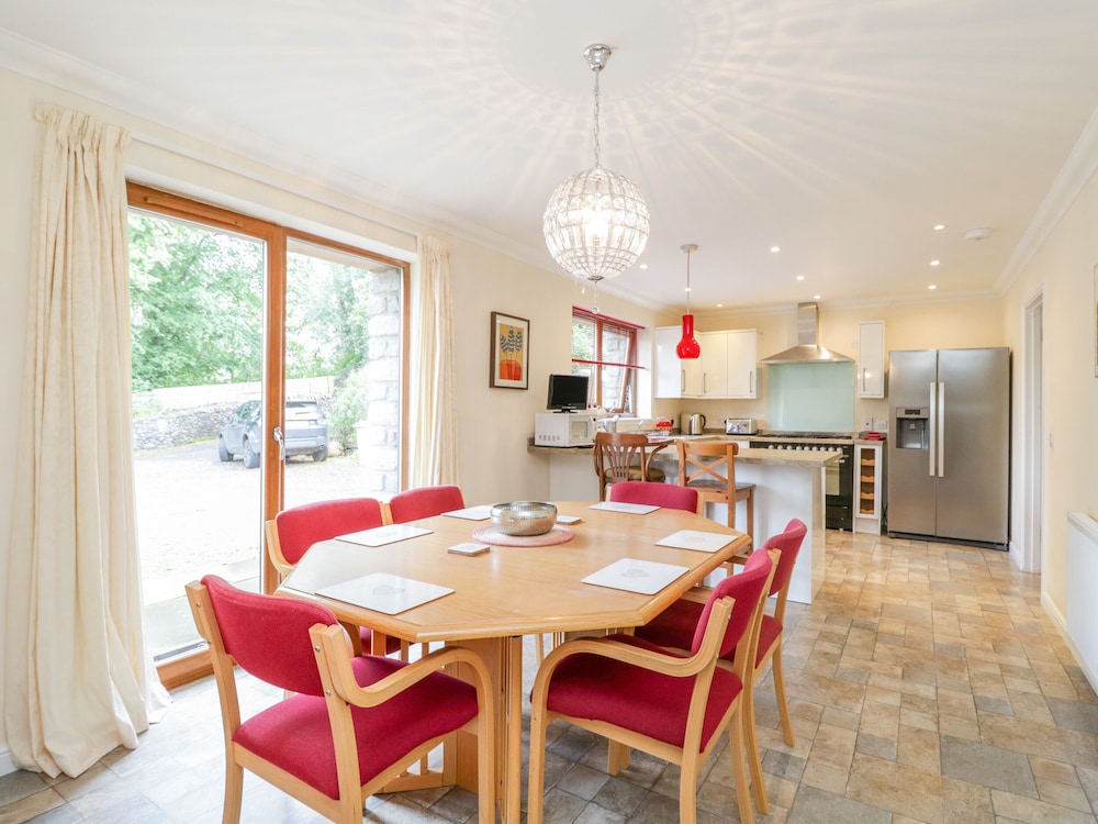 Woodland Villa