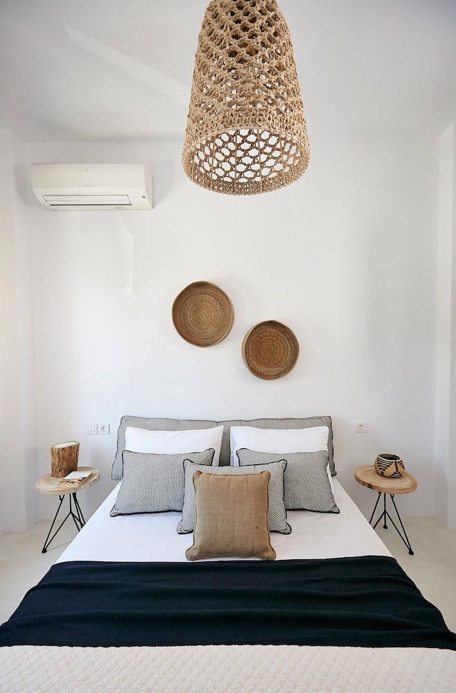 Le Blanc Suite