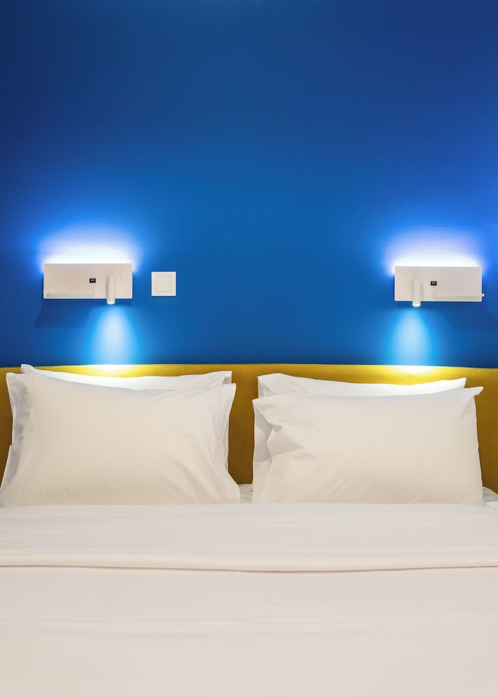 MIXT by Zoia Living