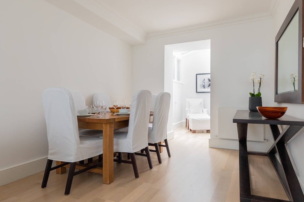 Redcliffe Road V by Onefinestay photo 4