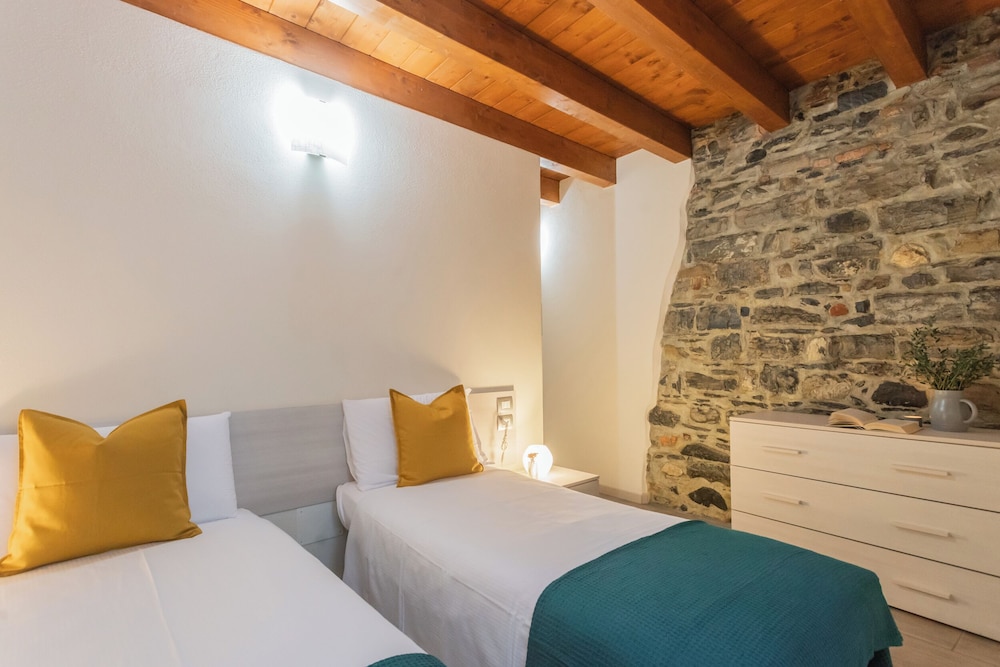 Domus in Como by Rent all Como