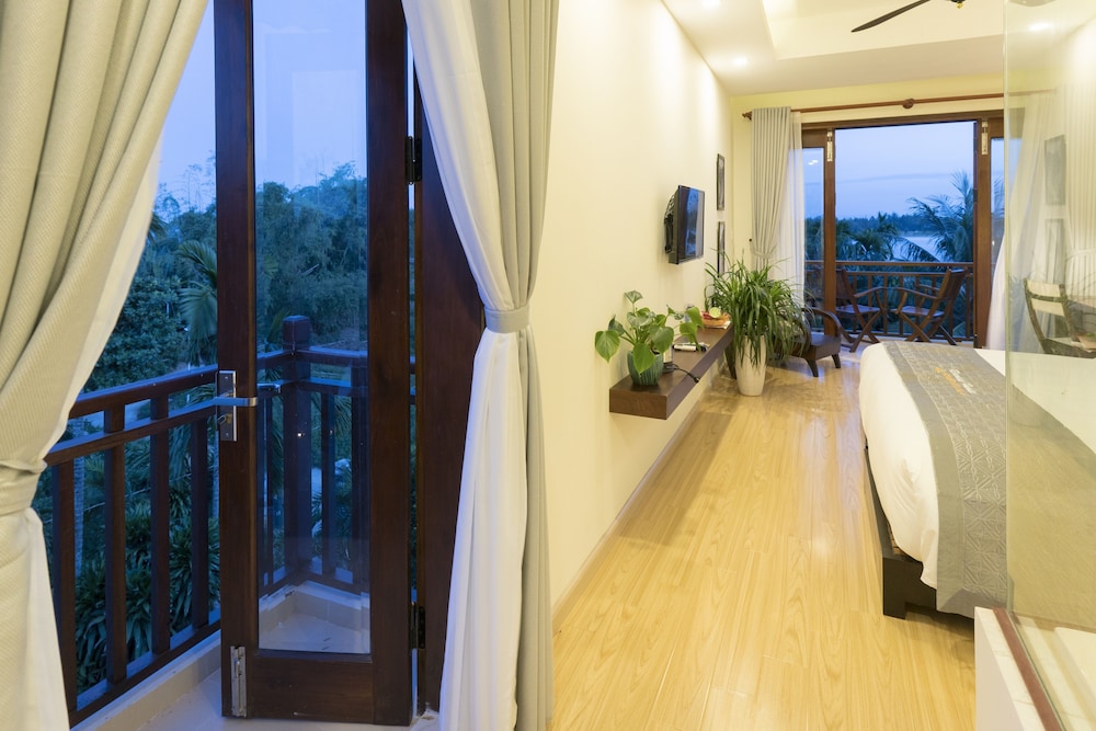 Riverside Hamlet Homestay & Villas