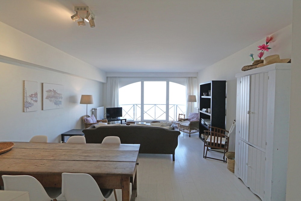 Apartment in Het Zoute Near the Beach