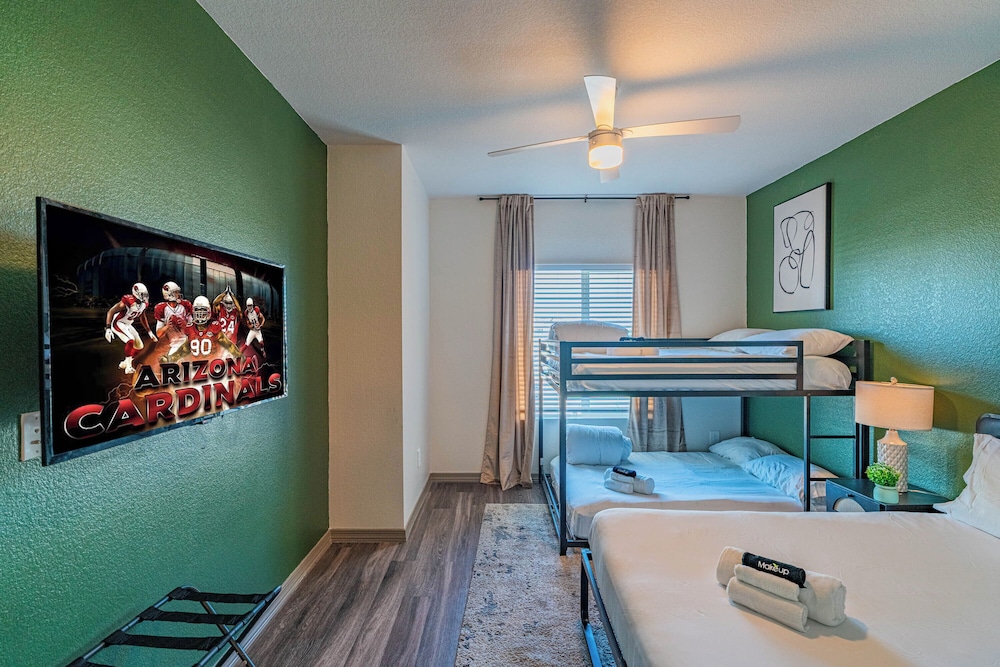 ROVE LIVING/KL - Cardinal 95