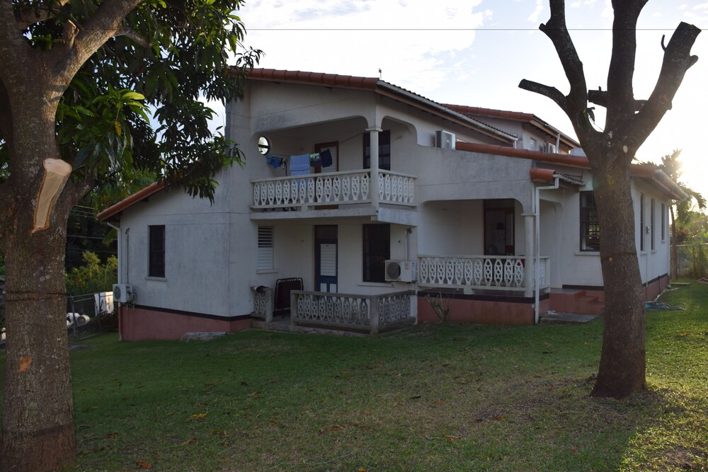 Eullen Villa