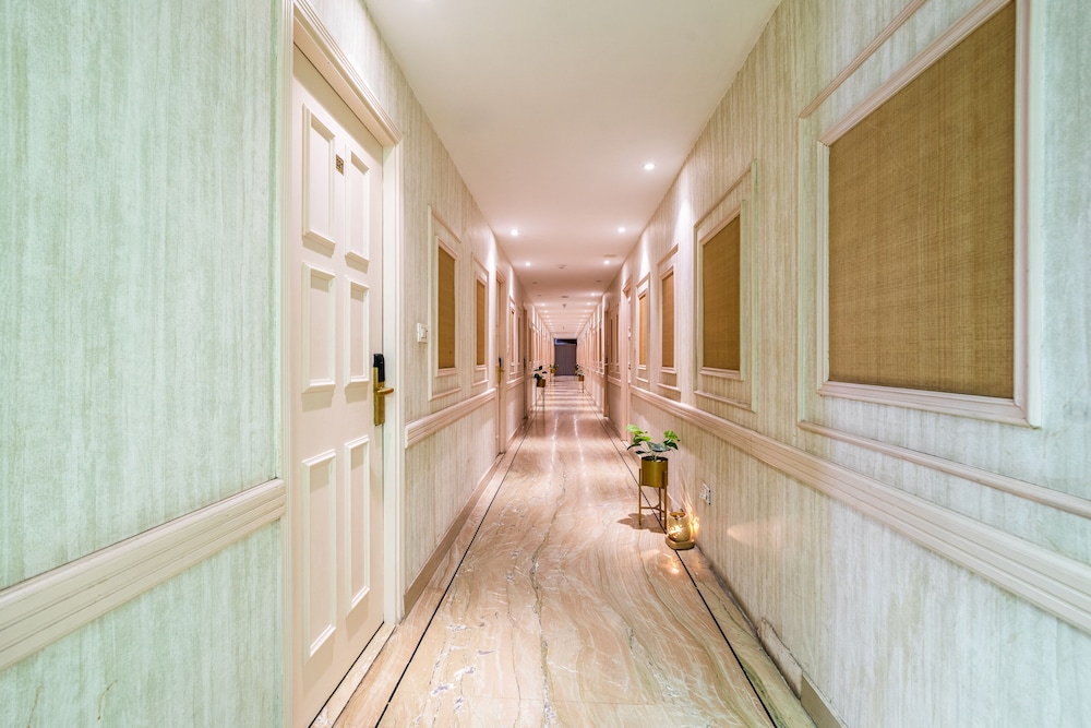 Hotel Palazzo Inn Mansarovar Garden