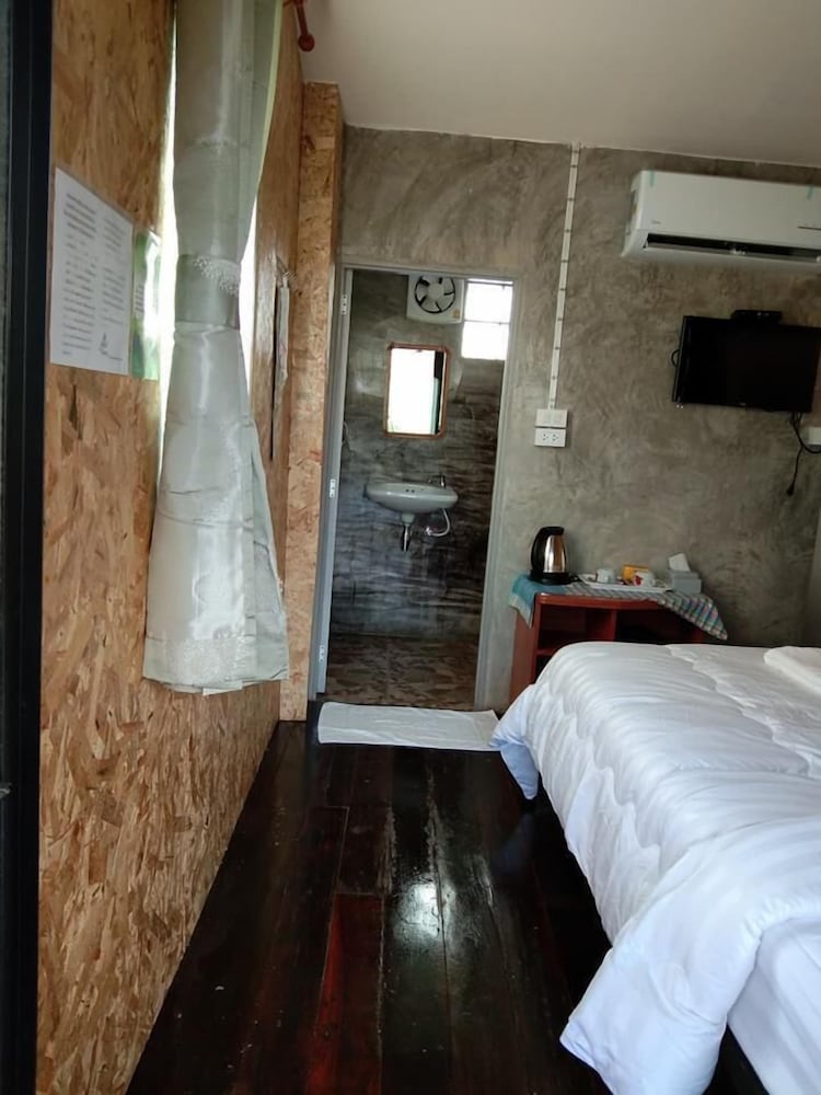 Phu Resort