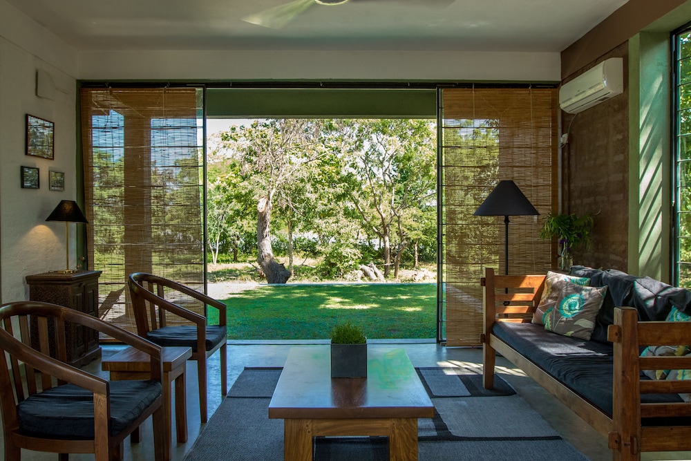Neem Tree House