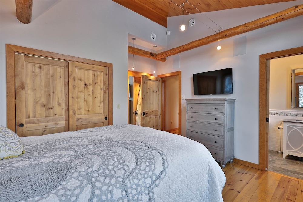 The Waffelhaus In Killington 4 Bedroom Home