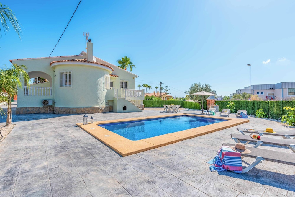 Villa Escriva