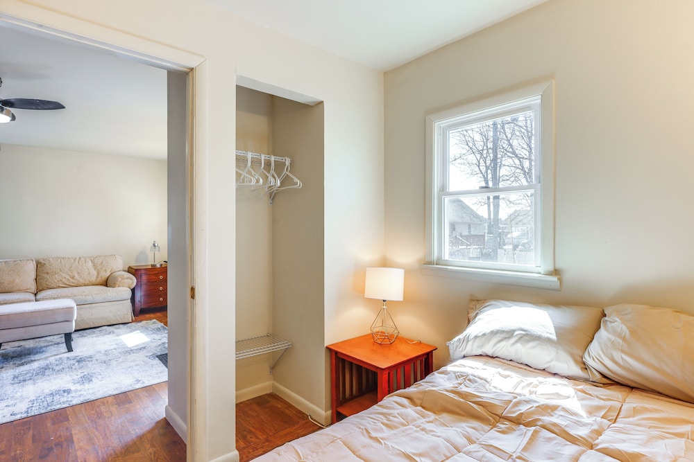 1 Mi to Dtwn Saratoga Springs: Cozy Duplex Apt!