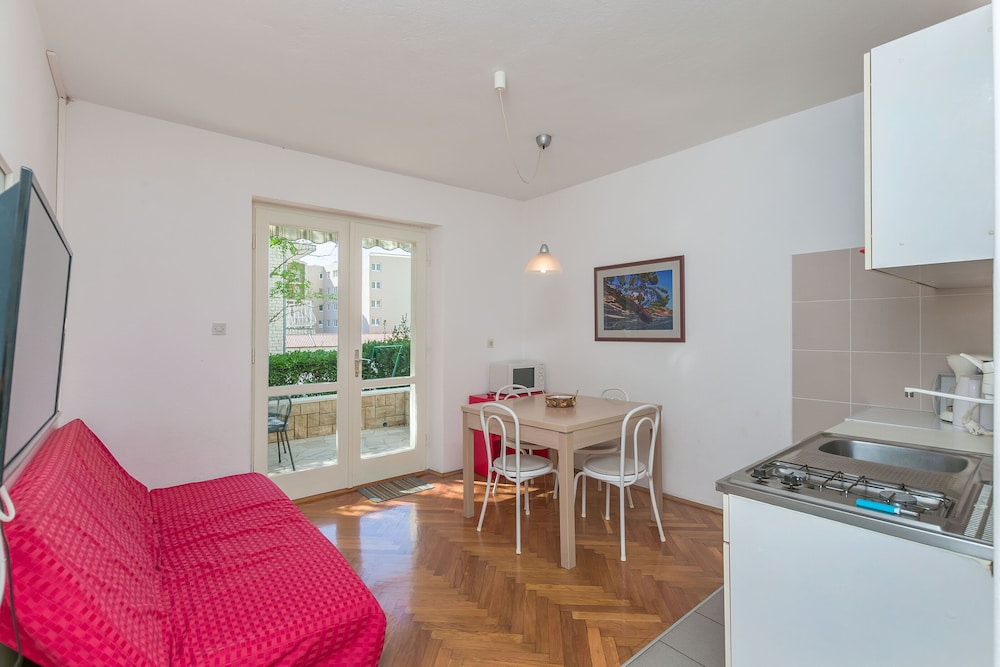 Apartments Dubravka view 2