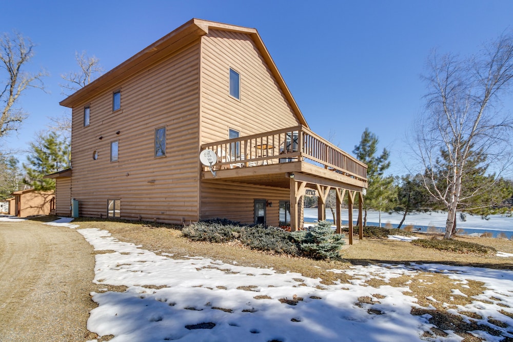 Fire Pit + Lake View: Cozy Park Rapids Cabin view 4