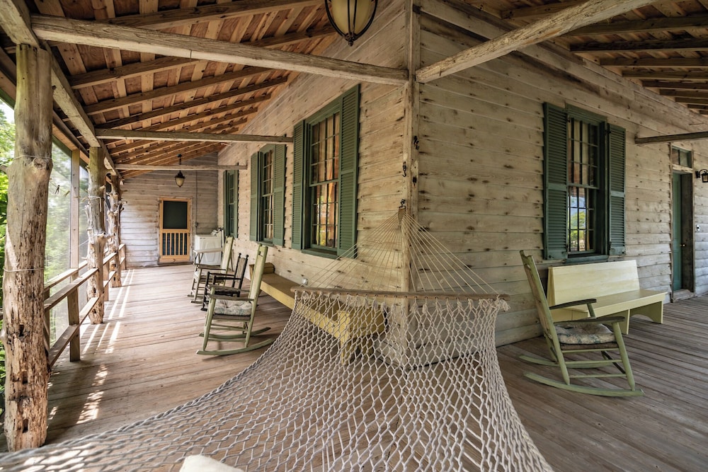 Lachicotte Vacation Rentals