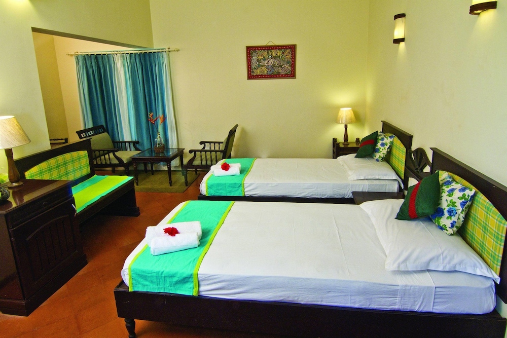 Blooming Bay - Clifftop Beach Resort