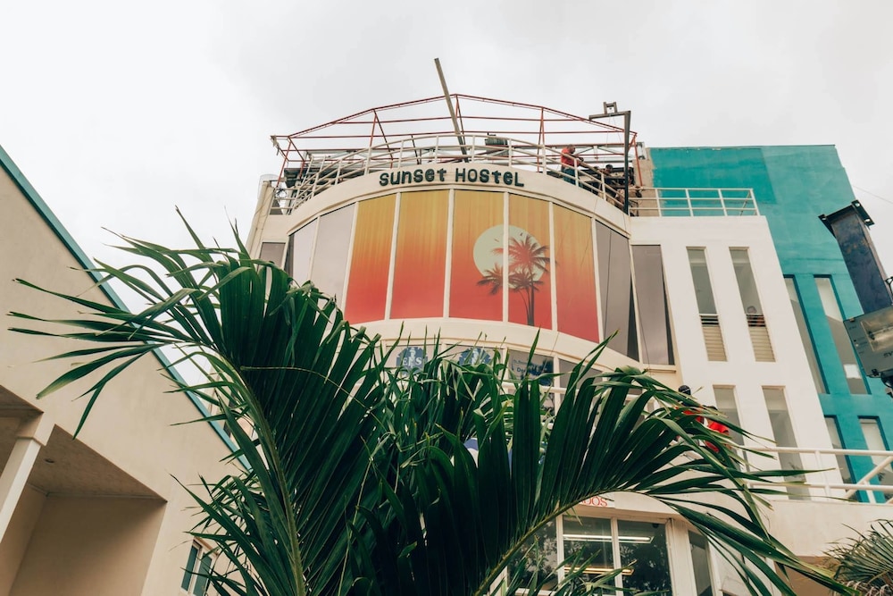 Hotel Sunset hostel - Image 1