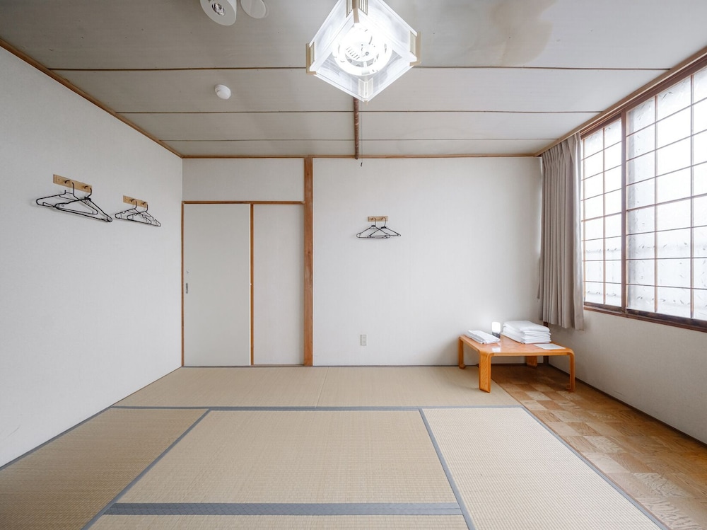 Guesthouse Hakodate Bay - Hostel
