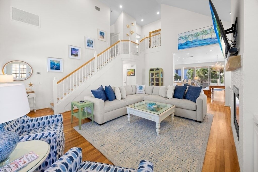 Summer Breeze 7 Bedroom Home