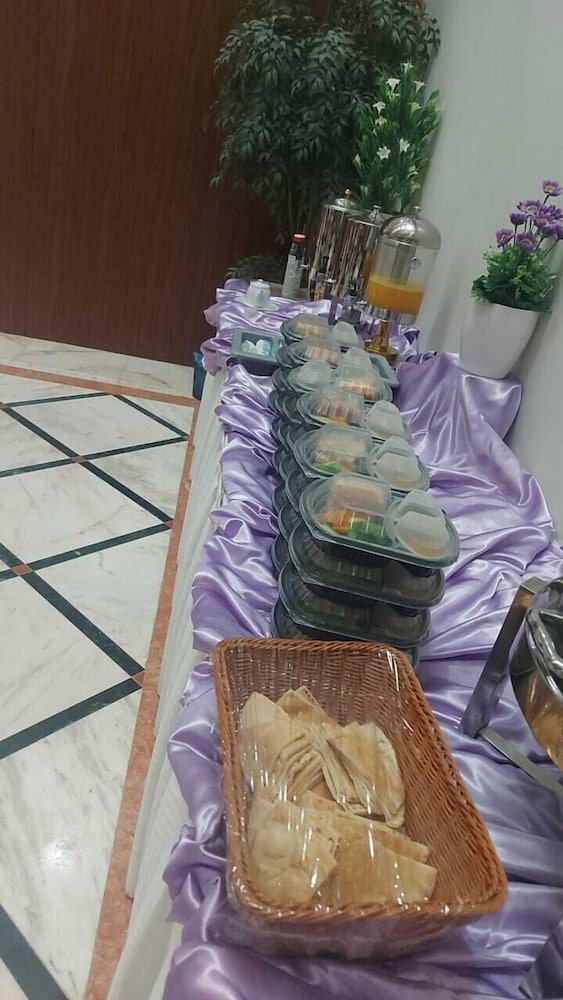 Brzeen Hotel - Riyadh - فندق برزين الرياض